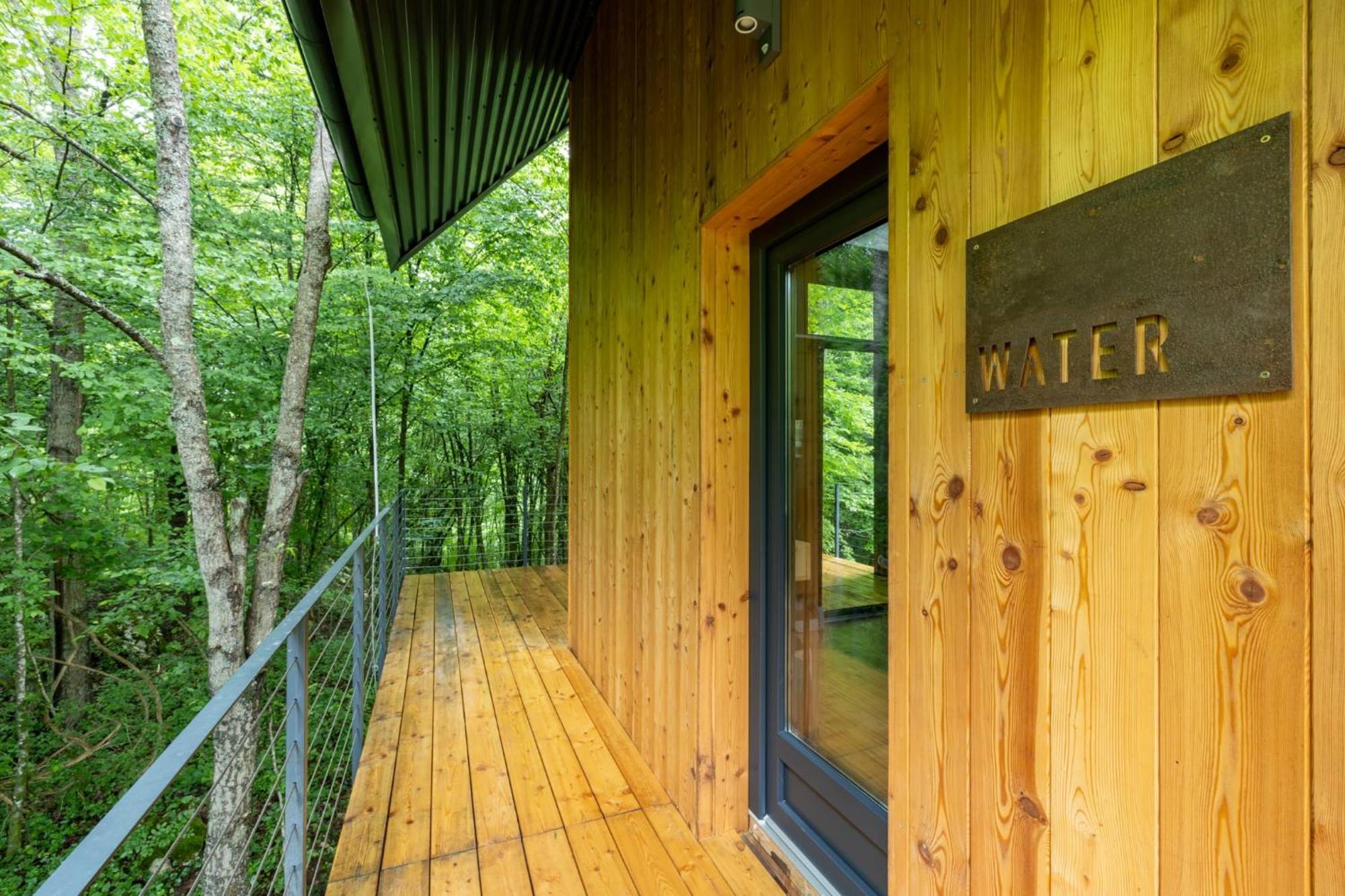 Tree Elements Treehouse Retreat Lejlighed Slunj Værelse billede