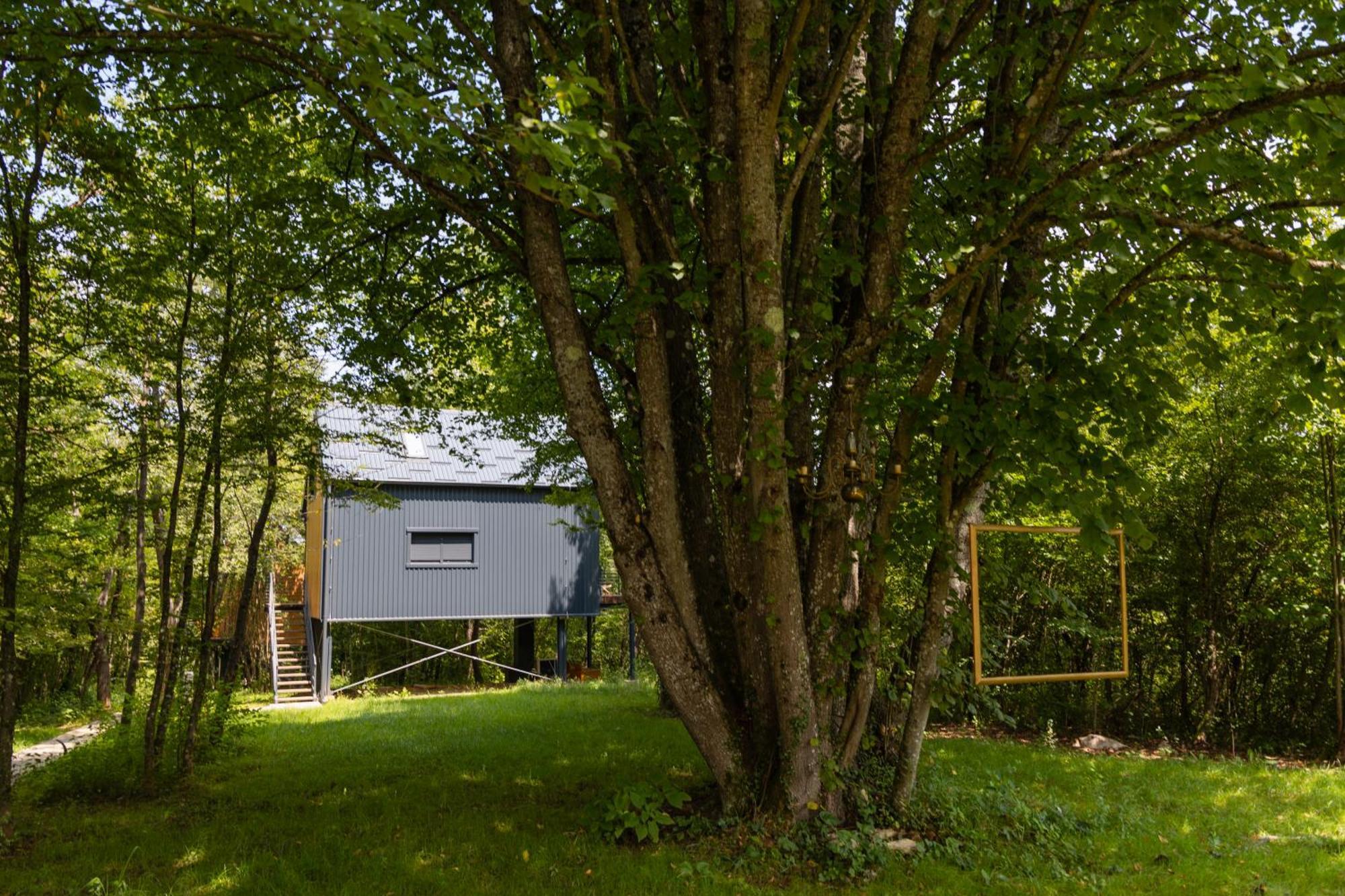 Tree Elements Treehouse Retreat Lejlighed Slunj Eksteriør billede